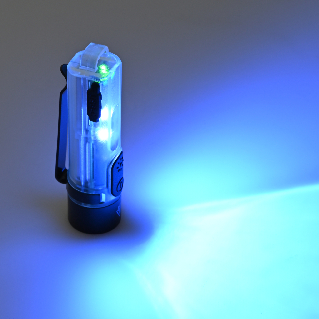 Портативный фонарик Videx VLF-AK012 5000K 400lm IP66